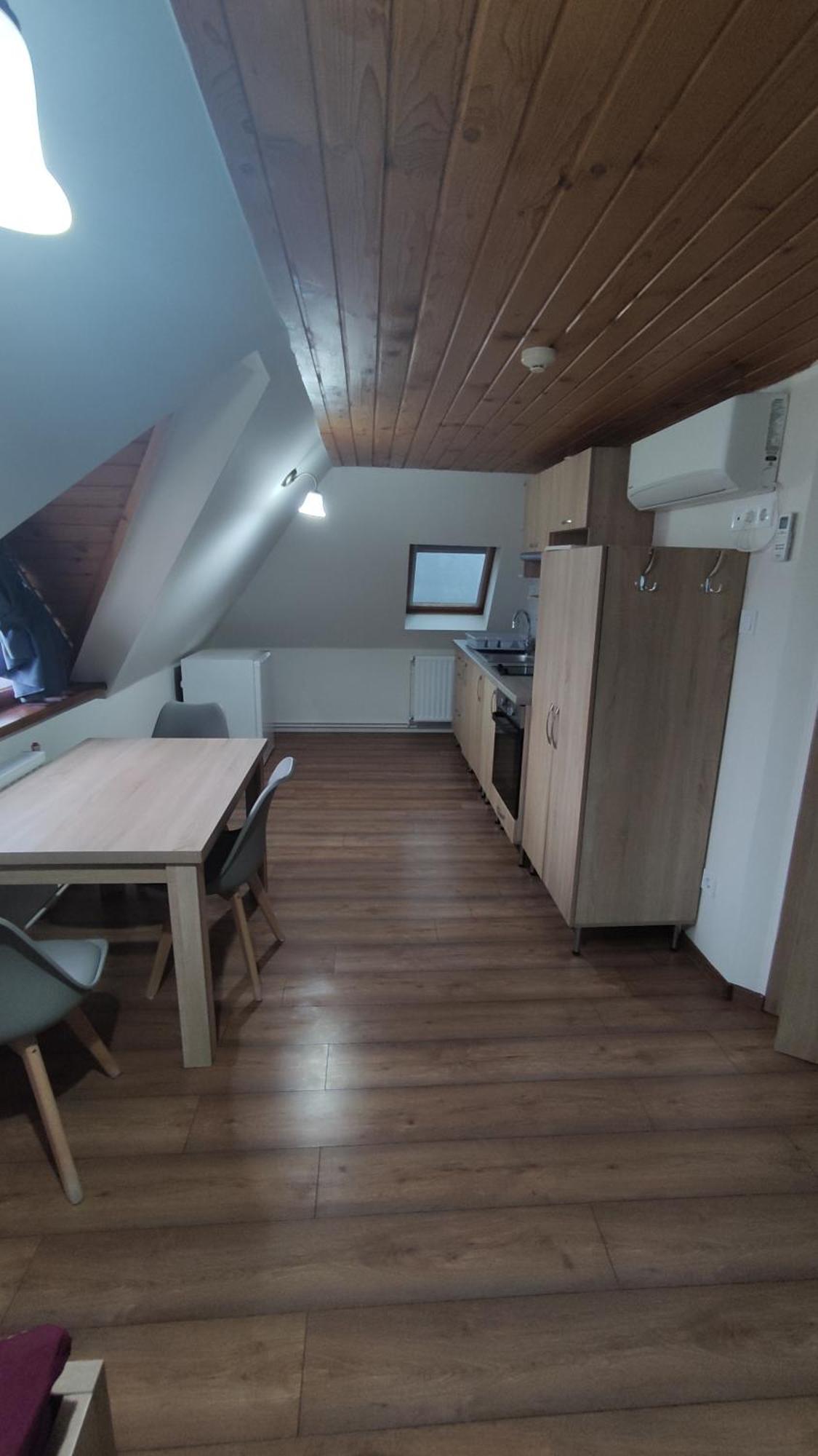 Tisza Panzio Es Apartman Tiszaujvaros Exterior photo